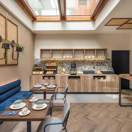 Boutique Cordial La Peregrina 4*